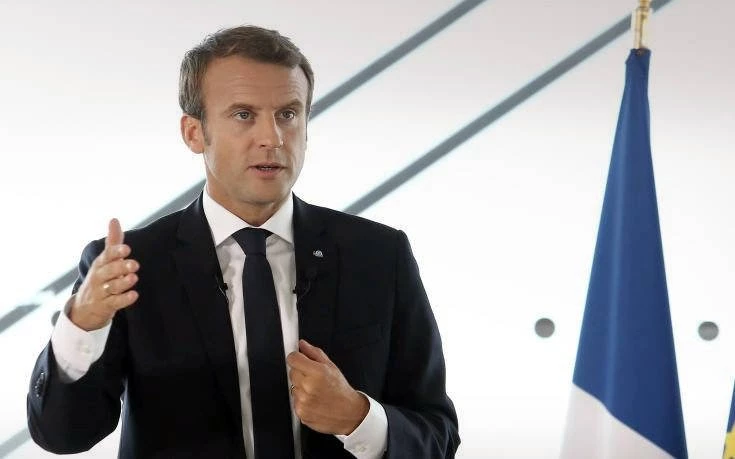 Ο Μακρόν καλεί την Ευρώπη να αντισταθεί στους πειρασμούς του αυταρχισμού